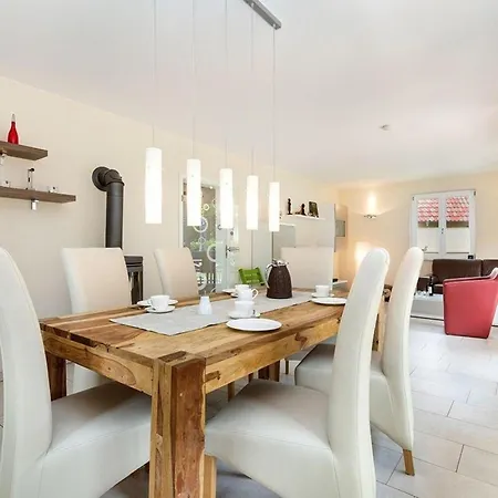 Haus Leuchtturmblick * Klein Gelm