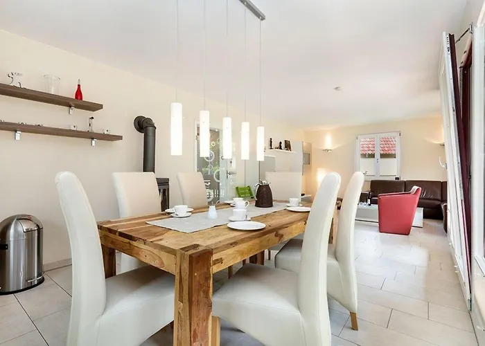 Haus Leuchtturmblick * Glowe